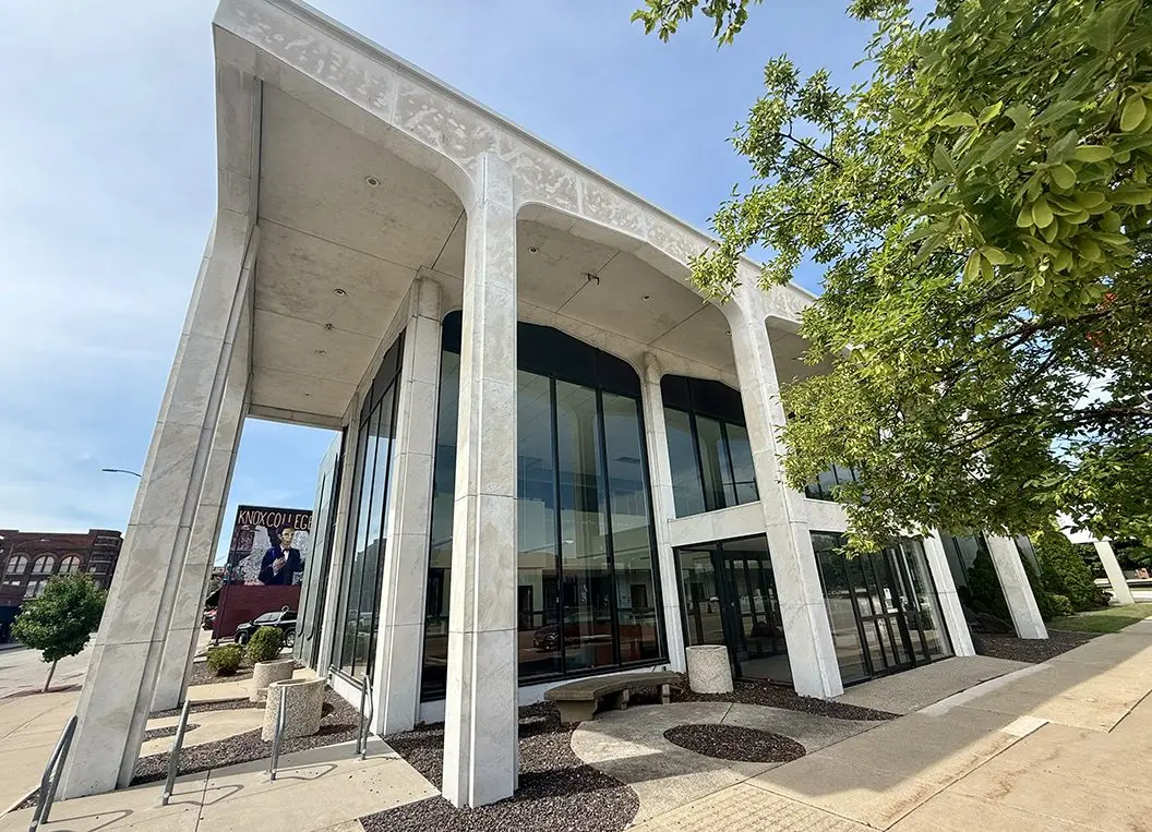 Knox County will move some of its non-judicial officers to the former Wells Fargo Bank building at 50 E. Main St. in Galesburg. (JAY REDFERN/WGIL)