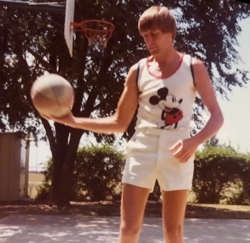 Craig Johnson on his backyard court.