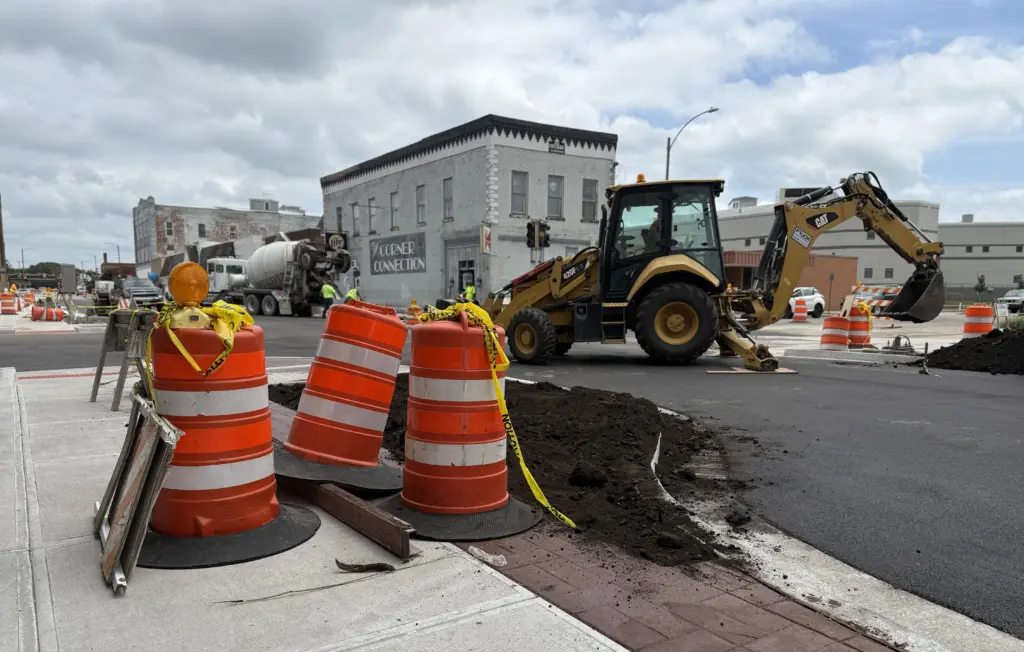 The Simmons Street Streetscape and Parking Lot Improvement Project as seen at the intersection of Prairie and Simmons streets on Friday, July 18, 2025. (JAY REDFERN/WGIL)