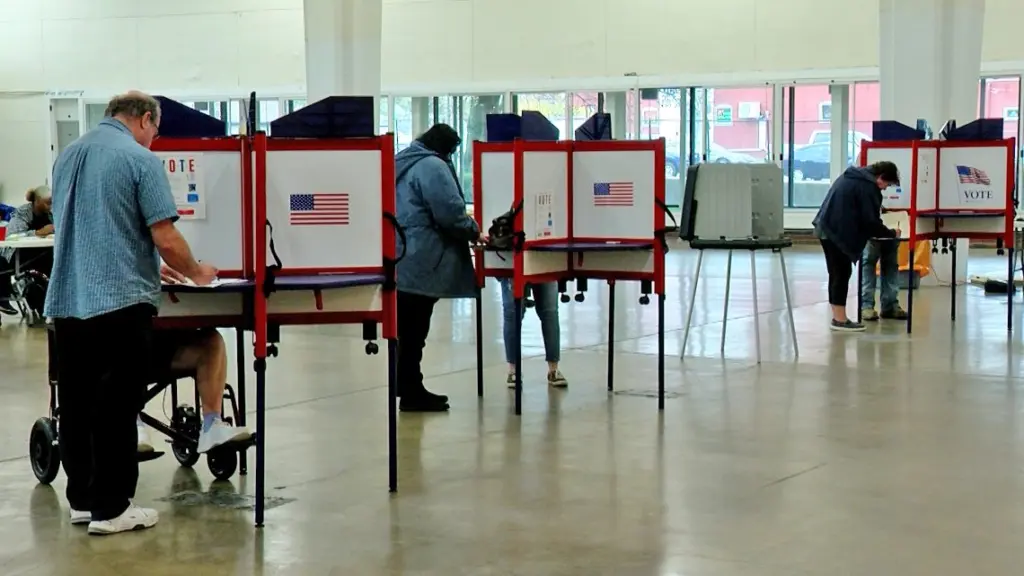 Voters cast their ballots in Springfield during the 2024 general election in November. (Capitol News Illinois photo by Andrew Campbell)