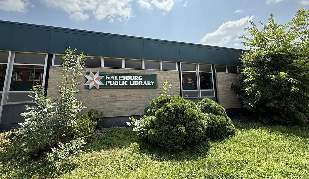 The former Galesburg Public Library at 40 E. Simmons St. will finally be put up for sale after sitting vacant for nearly 17 months. (JAY REDFERN/WGIL)