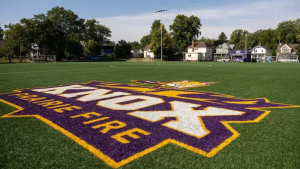 Knox College announced Wednesday an important enhancement to the Prairie Fire Athletics facilities: the installation of lights at Prats Field, the college’s soccer pitch.