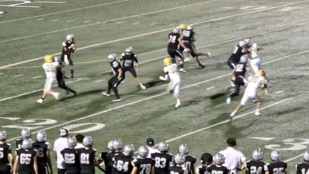 REPLAY: Galesburg Silver Streaks football vs Geneseo