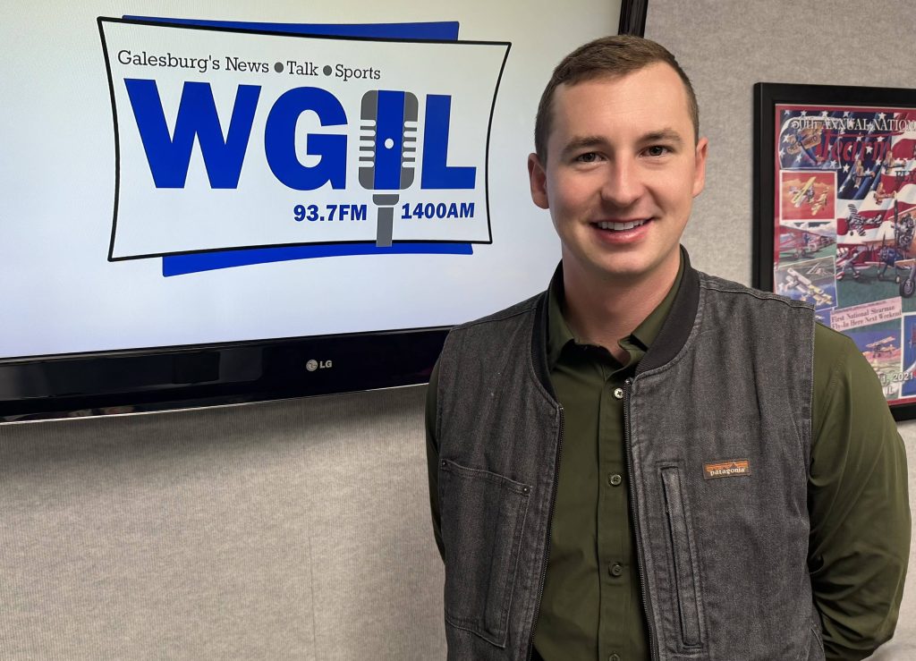 Wes Anderson in the WGIL studio ahead of his guest-conducting appearance with the Knox-Galesburg Symphony.