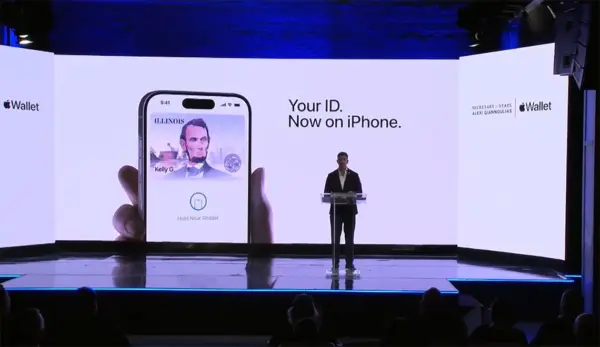 Secretary of State Alexi Giannoulias announces that Illinois drivers will be able to access their IDs via their Apple wallet at a Nov. 18, 2025, event. (Screenshot from Illinois.gov)