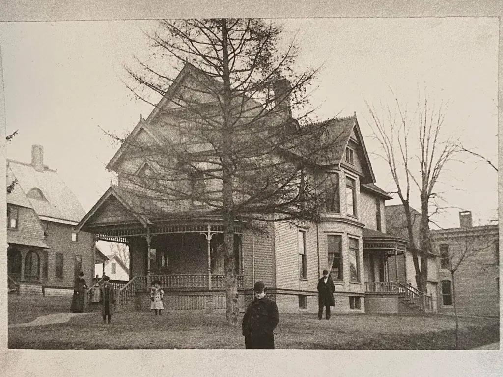 (Photo courtesy Heather Acerra)