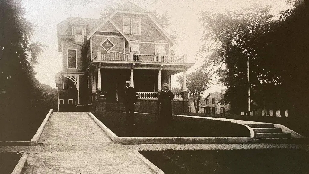 (Photo courtesy Heather Acerra)