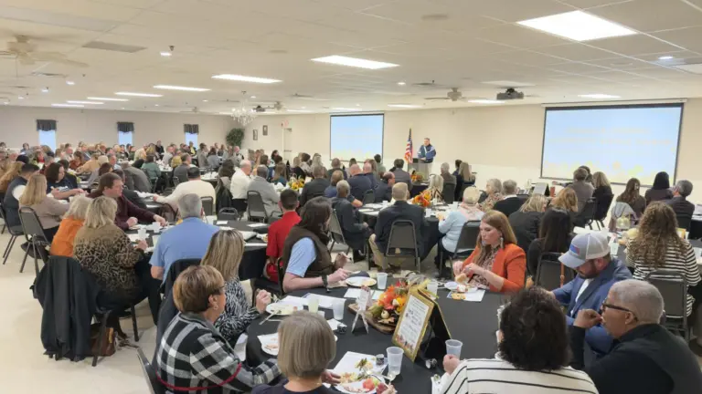 Crowd at the 2025 Galesburg Chamber Thanksgiving Luncheon during the State of the City Address and Thomas B. Herring Community Service Award presentation.