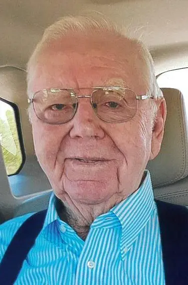 Portrait of Dale Morling of Galesburg