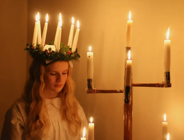 lucia-girl-at-bjorklund-hotel_jwy9