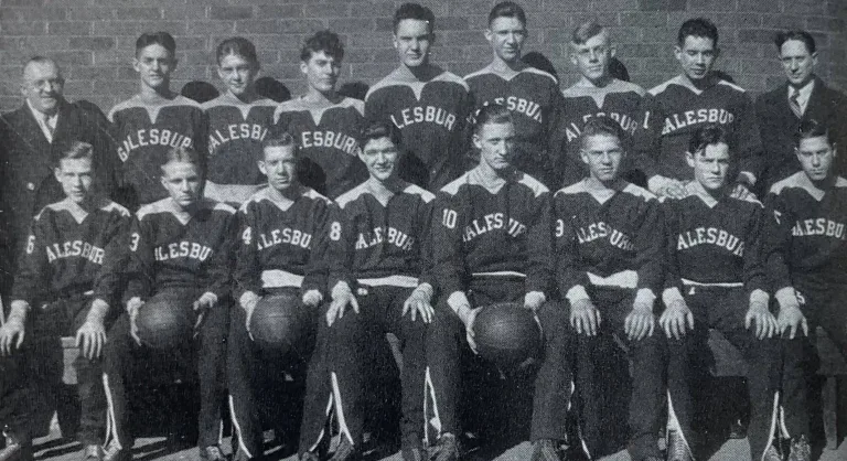 1931 Galesburg High School Red Devils basketball team photo – the squad that ended an 18-year state tournament drought and finished runner-up in Illinois.
