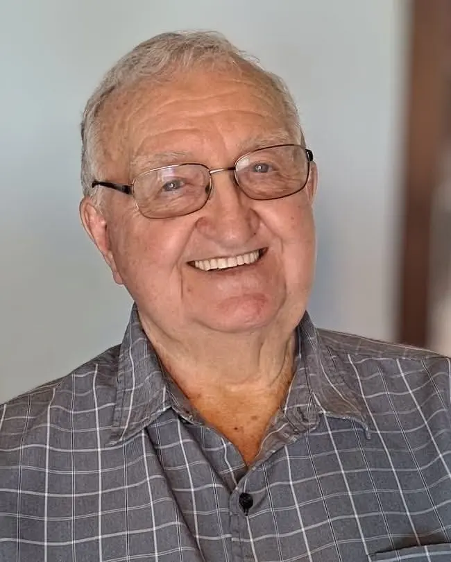 Portrait of Harry E. Fox Sr. of Galesburg