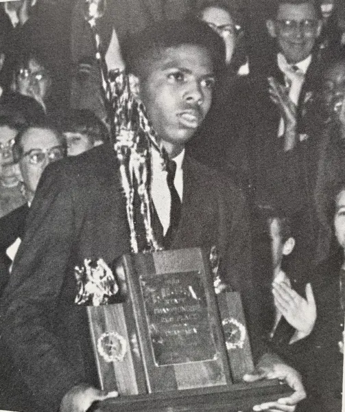 Vintage photo of Dale Kelley, Galesburg High School basketball player from the 1966 Silver Streaks team