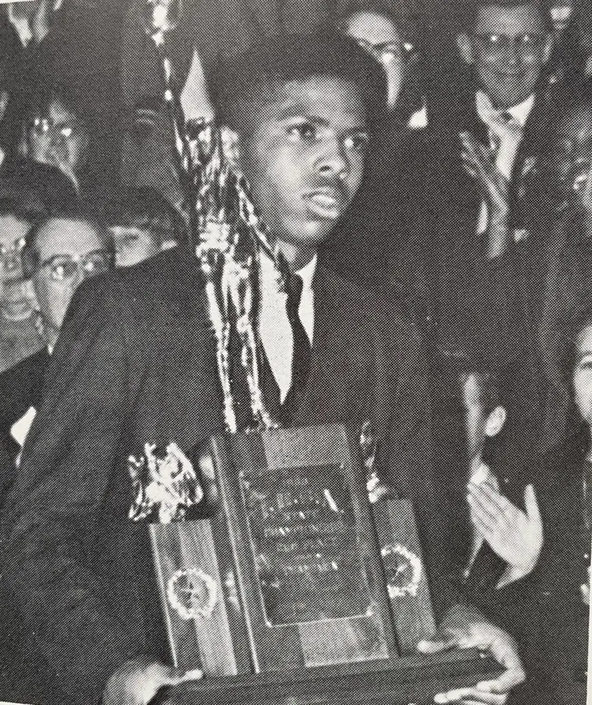 Vintage photo of Dale Kelley, Galesburg High School basketball player from the 1966 Silver Streaks team