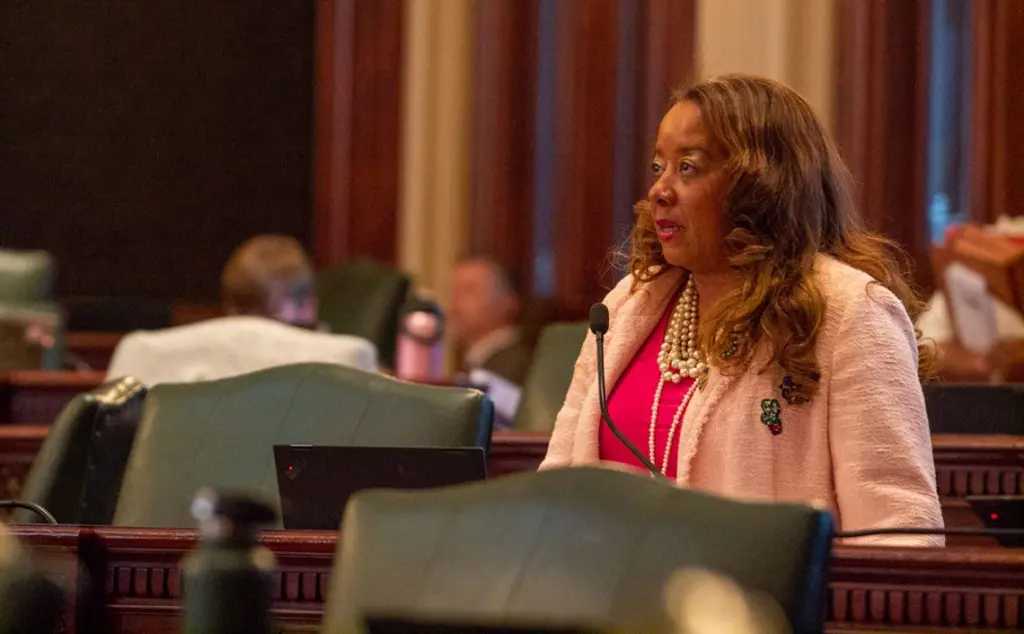 Du Buclet: State Rep. Kimberly Du Buclet is the lead sponsor of the Rev. Jesse Jackson Sr. Young Voter Empowerment Act requiring high schools to offer voter registration. (Capitol News Illinois photo by Jerry Nowicki)