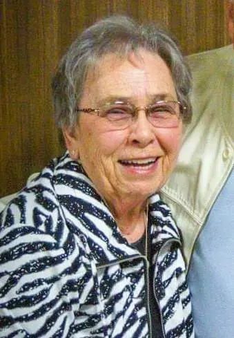 Memorial image for Betty J. Messmore obituary – Galesburg, IL (1927-2026)