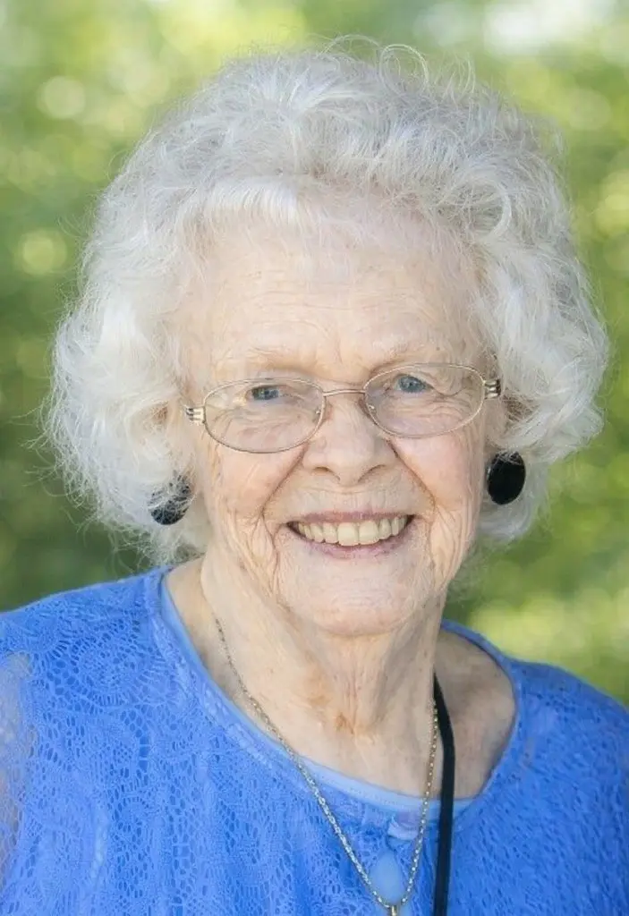 Memorial image for June Rose Verheyen obituary – Galesburg, IL (1928-2026)
