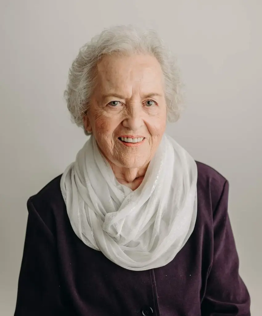 Memorial image for Elizabeth "Betty" L. Ross obituary – Abingdon, IL (1938–2026)