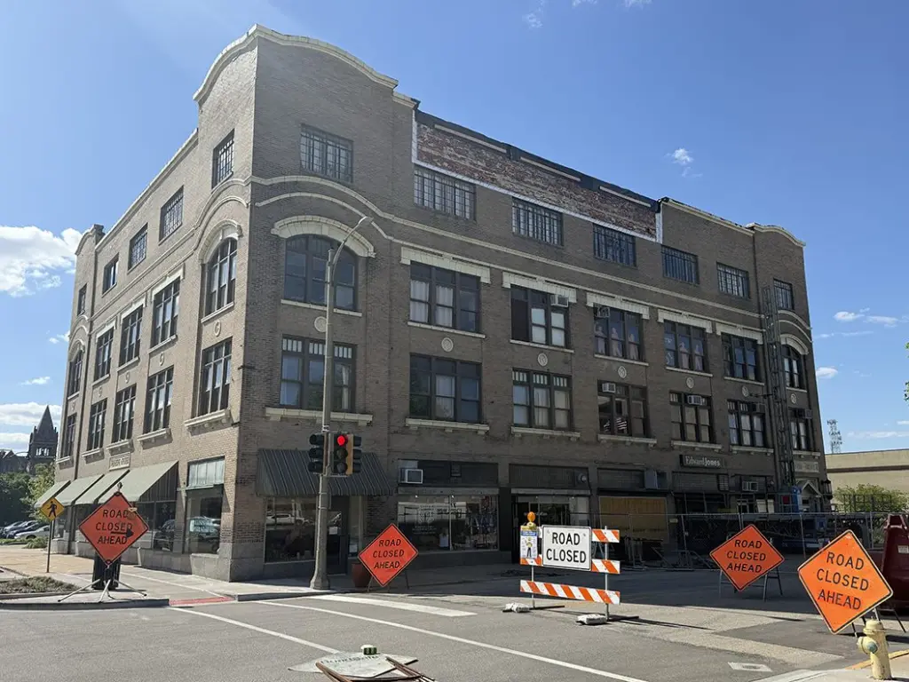Road closed signs in front of the Weinberg Arcade building at South Prairie and East Simmons streets in downtown Galesburg, Illinois