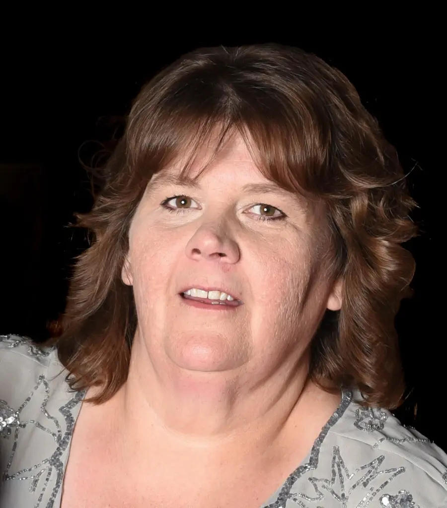 Memorial image for Roberta K. "Bobbi" Strom obituary – Galesburg, Illinois (1965–2026)