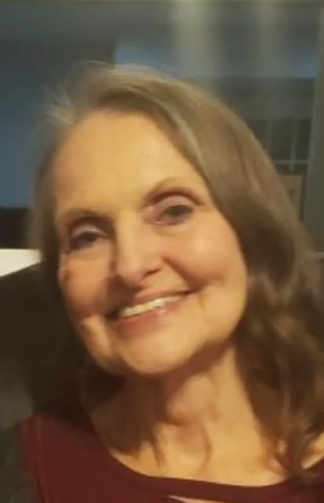 Memorial image for Betty Jane DeWeese Moore obituary – Galesburg, Illinois (1935–2026)
