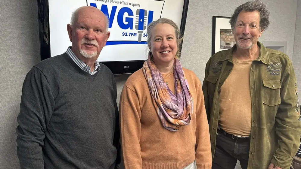 Rich Ankeney, Tuesday Ҫetin, and Kent Kriegshauser in the WGIL studios in Galesburg, Illinois