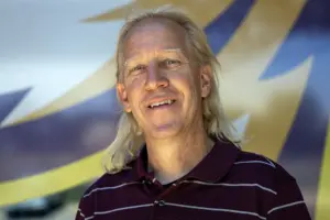 Dale Compton, new Knox College cross country and distance coach