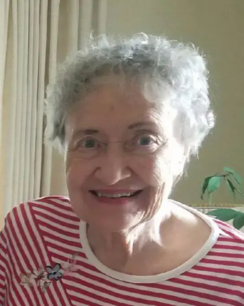 Memorial image for Carolyn S. Park obituary – Galesburg, IL (1933-2026)