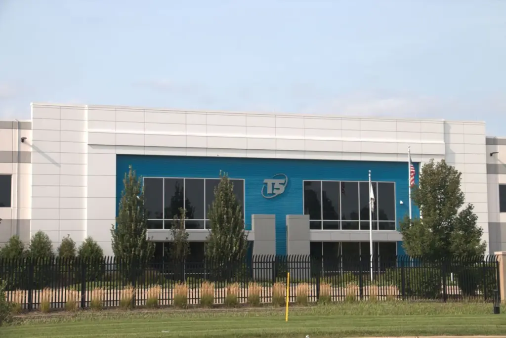 A data center in Elk Grove Village is pictured. (Capitol News Illinois photo by Maggie Dougherty)