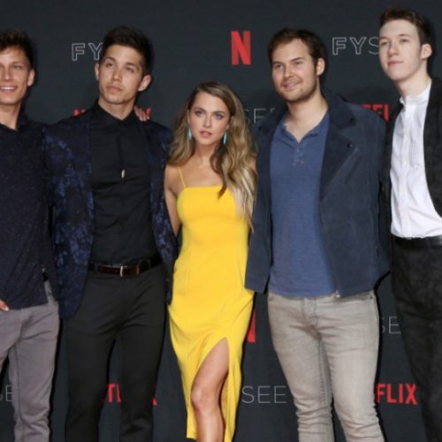 Netflix Confirms 13 Reasons Why Will Return For Season 3 Wbhj