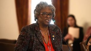 Springfield’s own State Senator Doris Turner suggests law protecting singers from AI-generated music