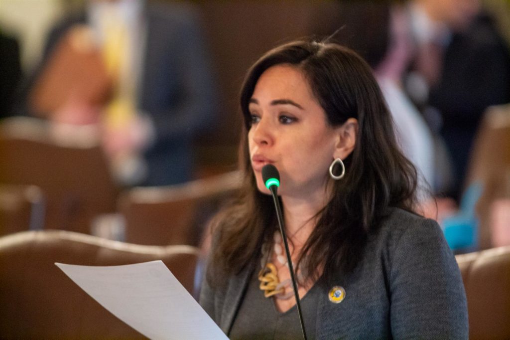 Adams & Meisel: Lawmakers advance bills mandating salary transparency, community college credit parity - Vimarsana News