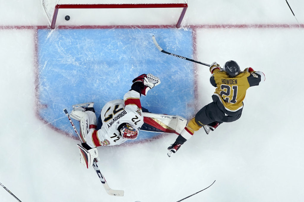 AP: Golden Knights take 2-0 lead in Stanley Cup Final with 7-2 win over Panthers - Vimarsana News