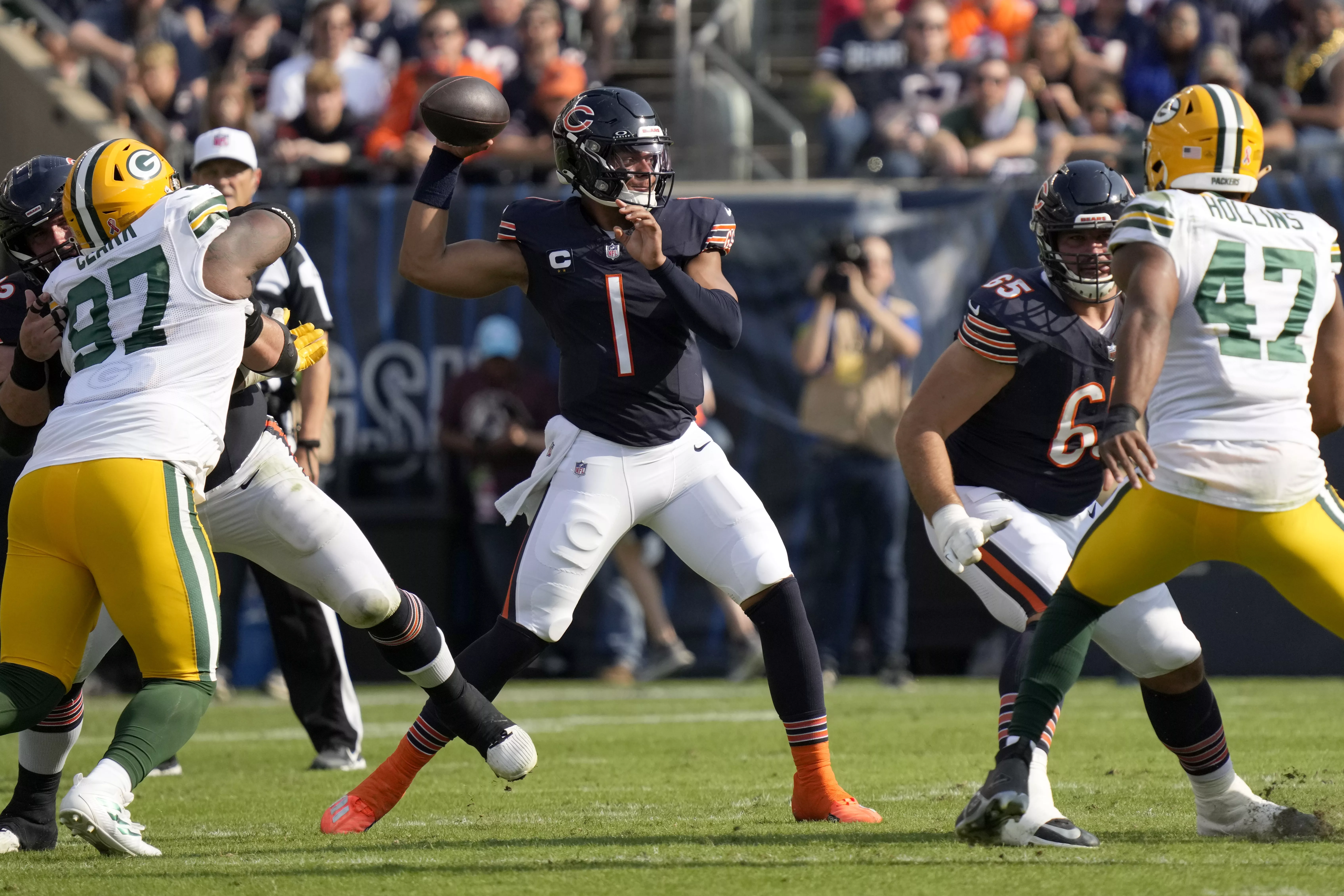 2023 NFL Schedule: Bears open, close season vs. Packers, Jordan