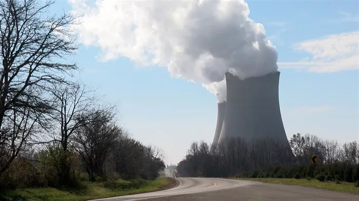 Nuclear plant cooling towers