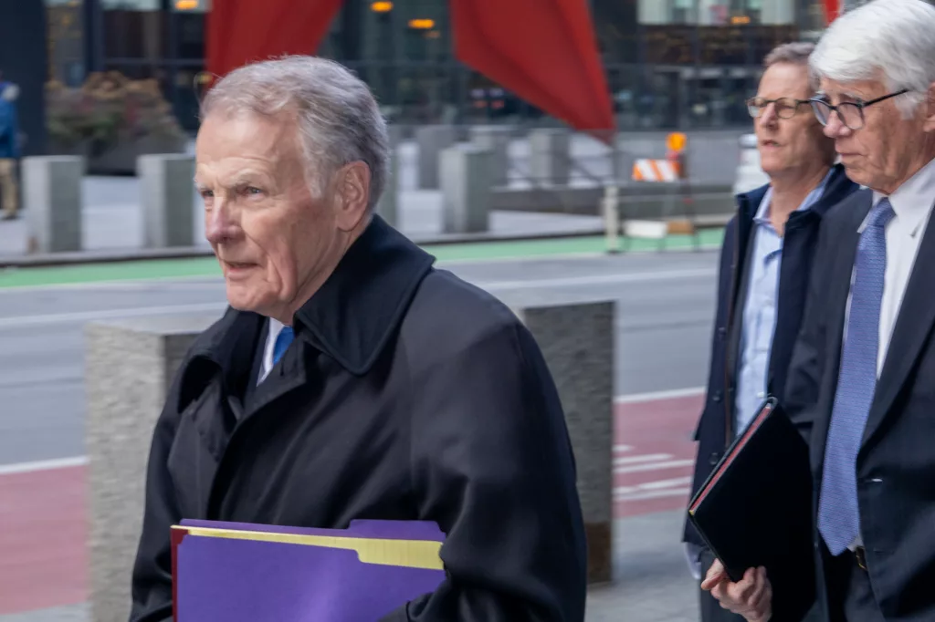 Former House Speaker Michael Madigan exits the Dirksen Federal Courthouse in Chicago on Jan. 3. Attorneys for Madigan and those caught up in related corruption cases argue a U.S. Supreme Court ruling narrowing the federal bribery statute should result in the dismissal of charges or acquittal of convictions. (Capitol News Illinois photo by Andrew Adams)