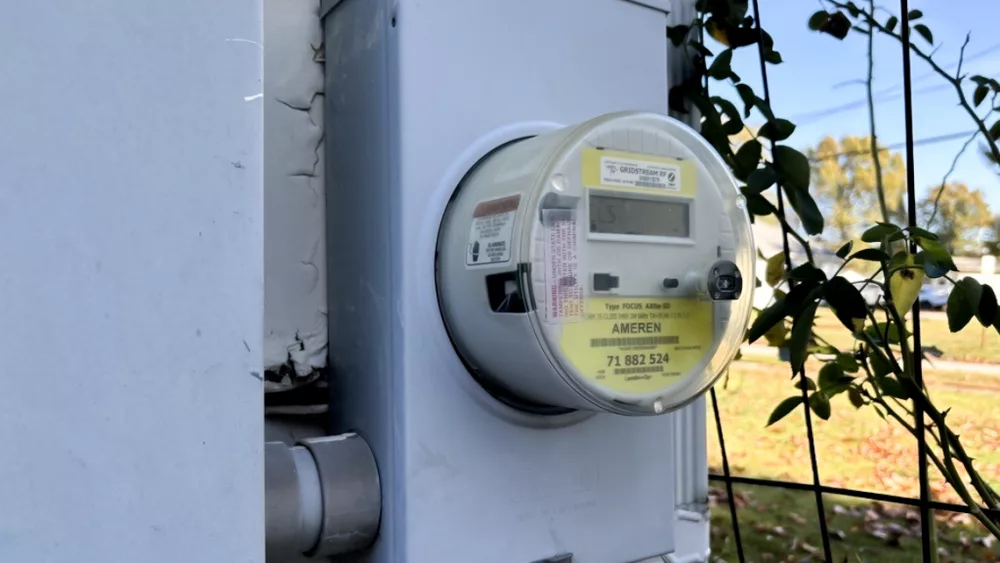 An Ameren Illinois meter. (Capitol News Illinois photo by Jennifer Fuller)