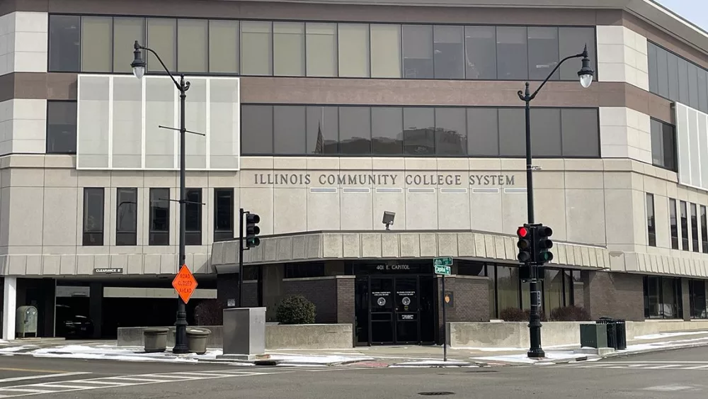 The Illinois Community College System headquarters is pictured in downtown Springfield. (Capitol News Illinois photo by Andrew Campbell)