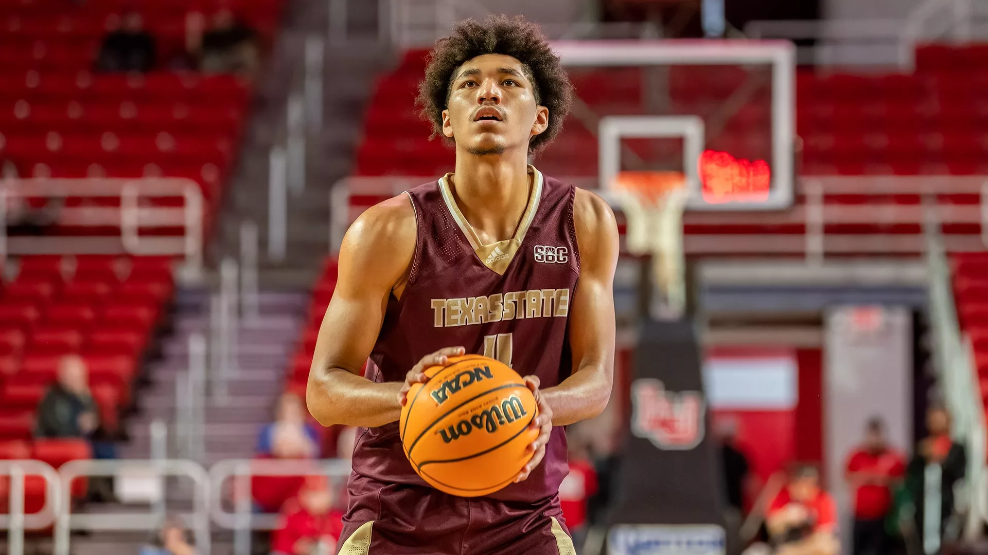 REPORT: Salukis receive commitment from 6’6 forward Davion Sykes
