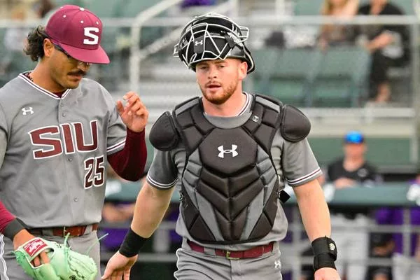 Saluki Baseball use offensive explosion to clinch 6-seed in MVC Tournament