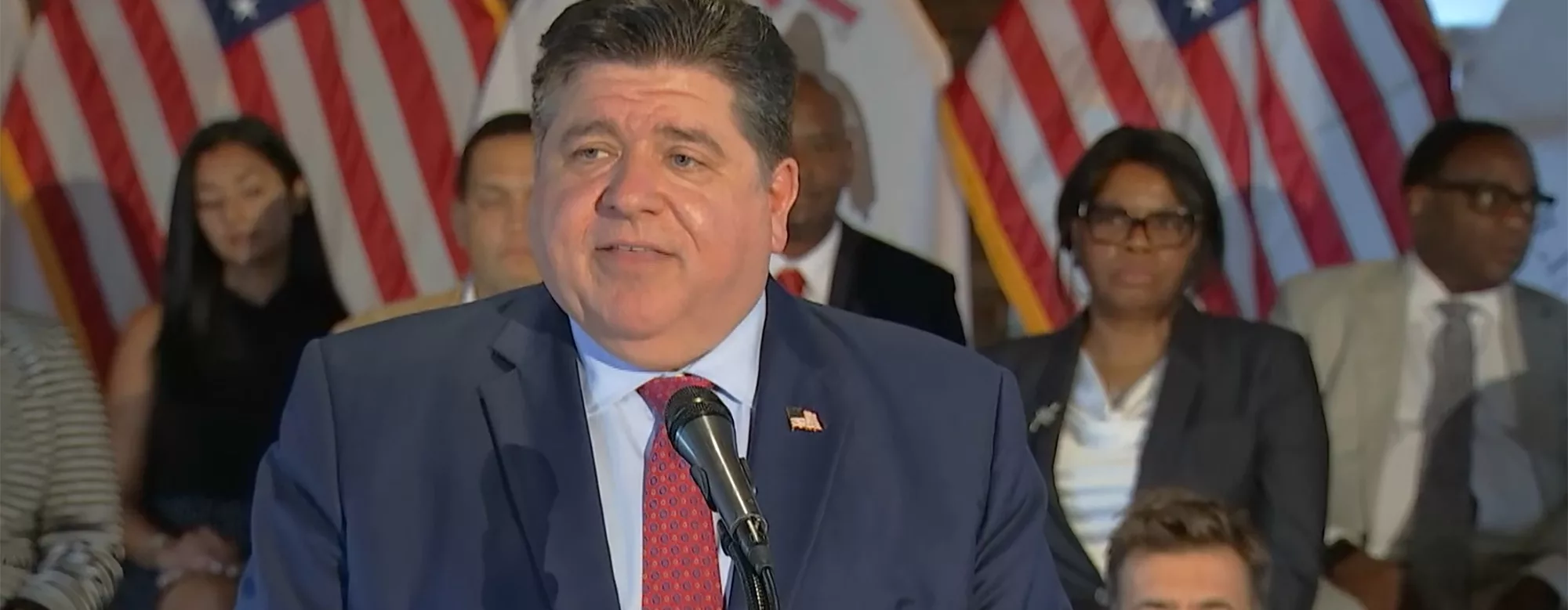 ﻿Pritzker willing to sit down with Homan, criticizes ability to prosecute