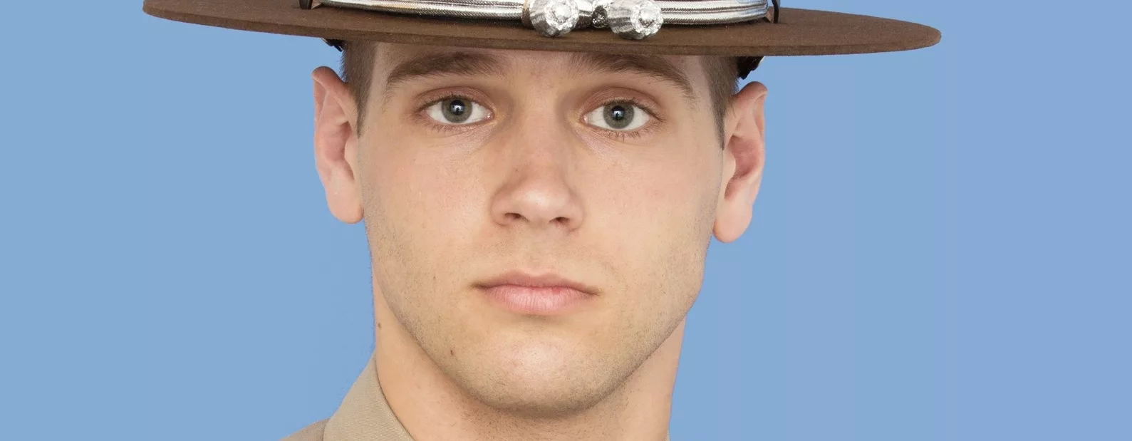 Illinois State Police say a trooper is dead after a roadside crash outside Chicago