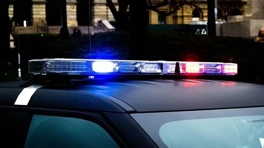 flashing-lights-squad-police-0097-jpg-9