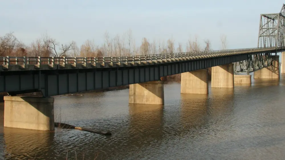 cairoohioriverbridge-cropped-jpg