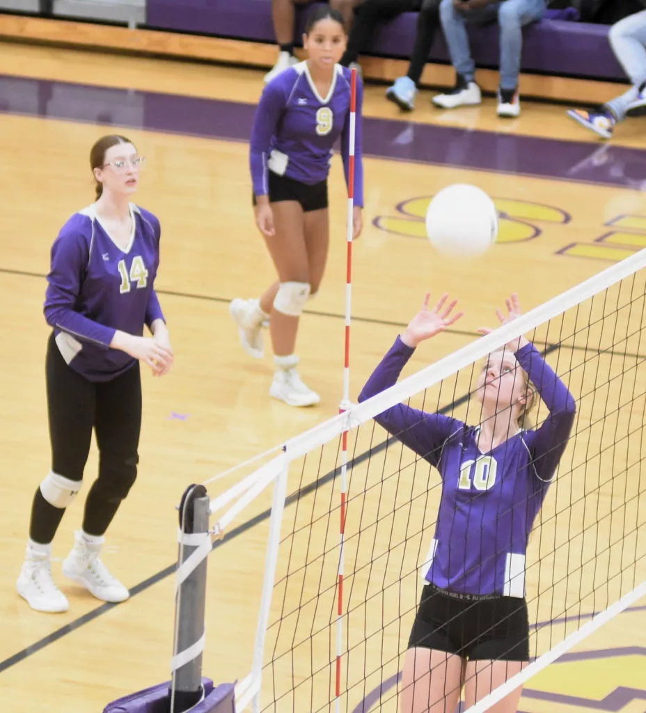 uc-volleyball-sept-7-3