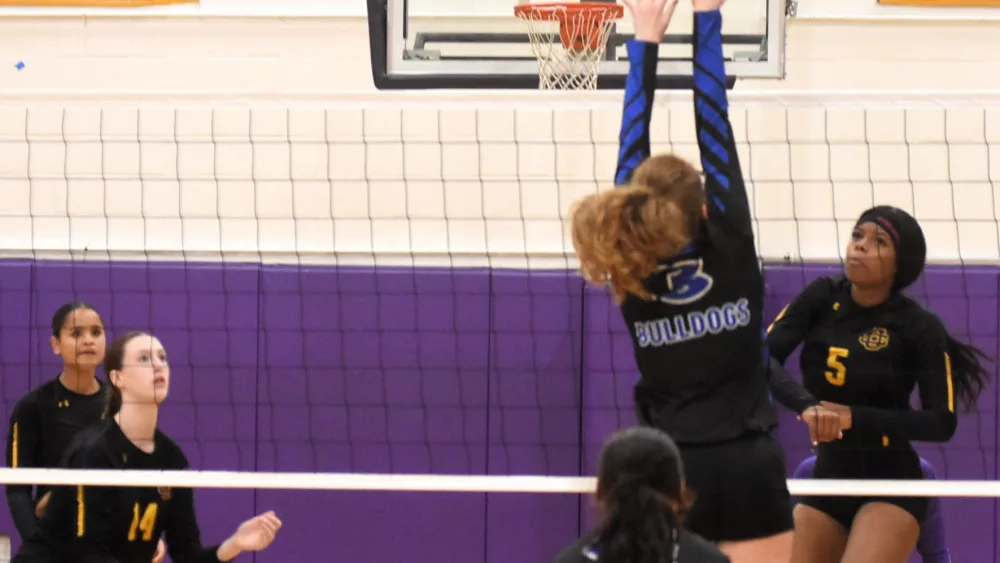 uc-volleyball-sept-28-1