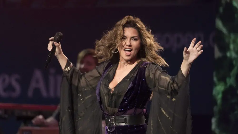 Shania Twain performs during opening ceremony at US Open Championships day 1 at Billie Jean King Tennis center New York^ NY USA - August 28^ 2017