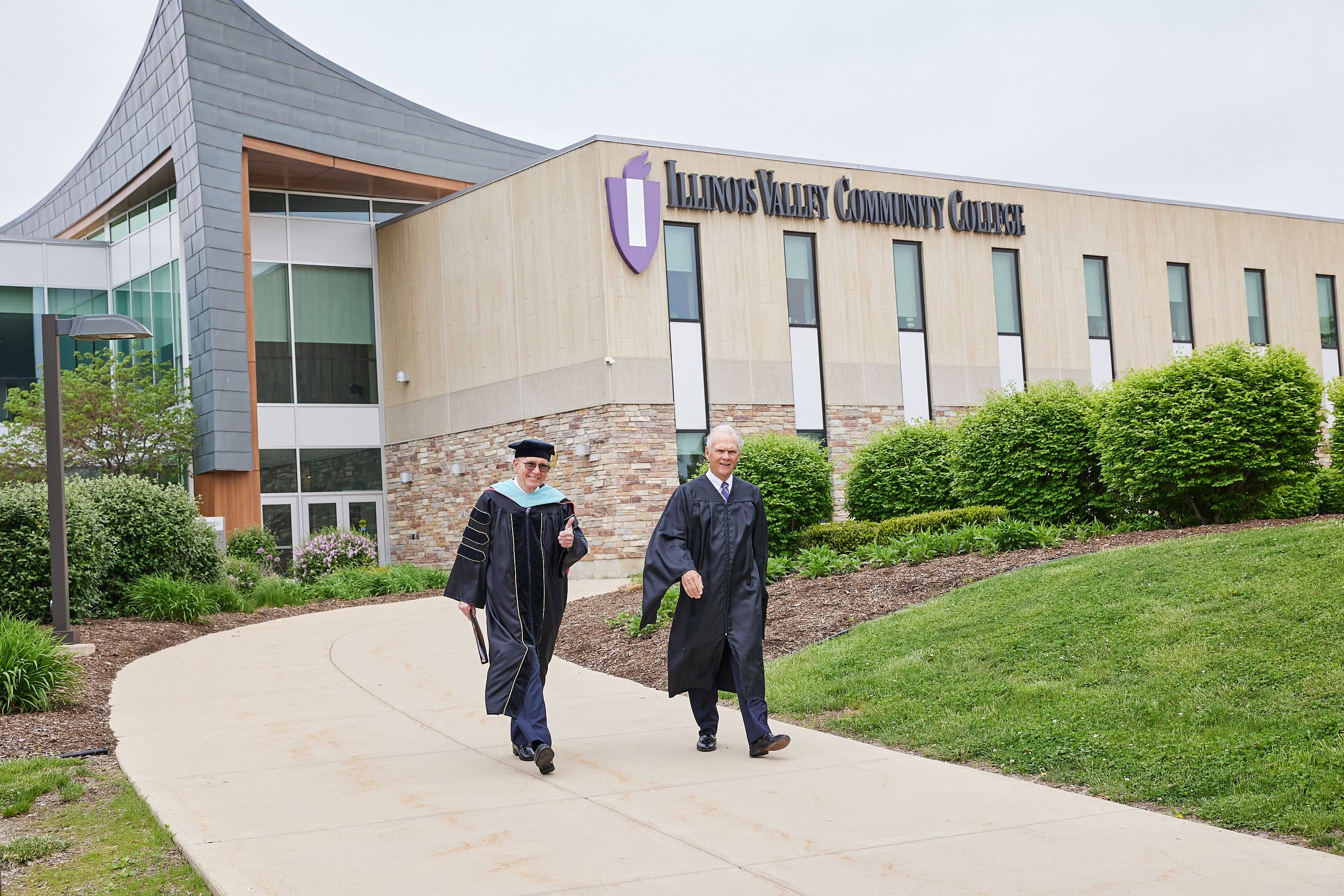 ckq2sy7qwrb3xe67klmlfz2mui72112