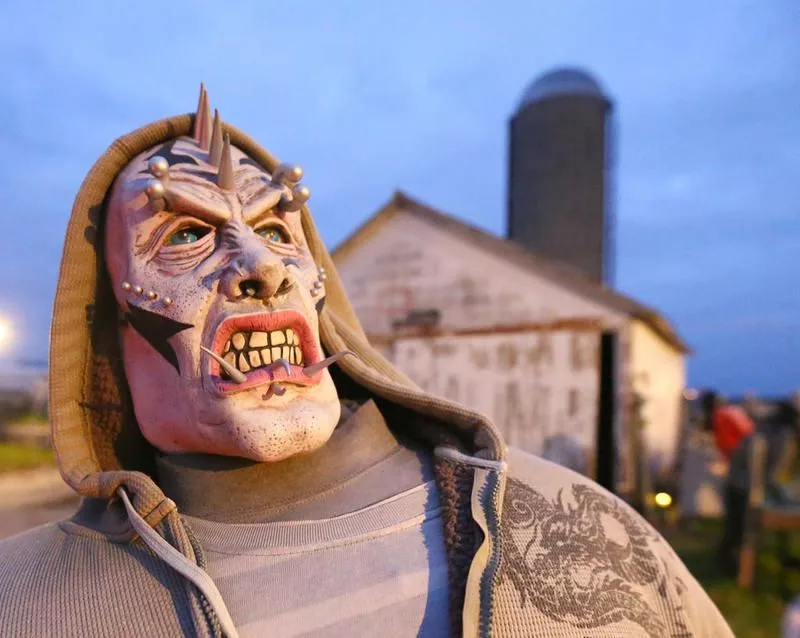 ade52cxqwmclvofv6b7bdydyym26322