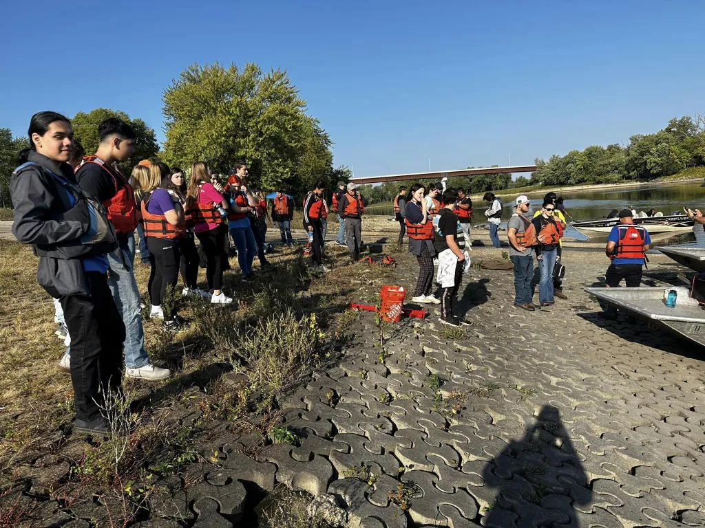 e2znzgimgbe55plcfcepblfyqu517851